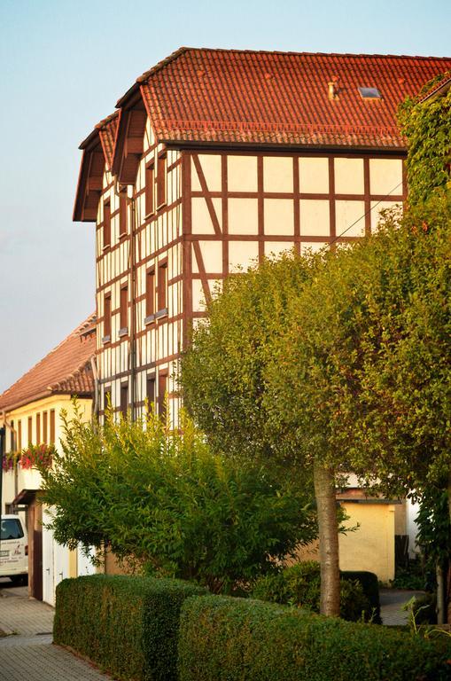Adler Golf-& Tagungshotel Harth-Poellnitz Exterior photo